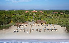 Ramada Goa Caravela Beach Resort